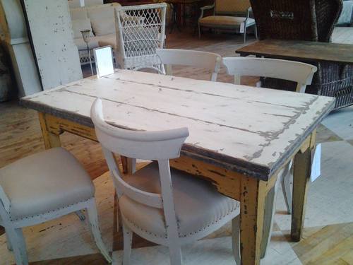 Ralph Lauren Home dining table with sliding leaves